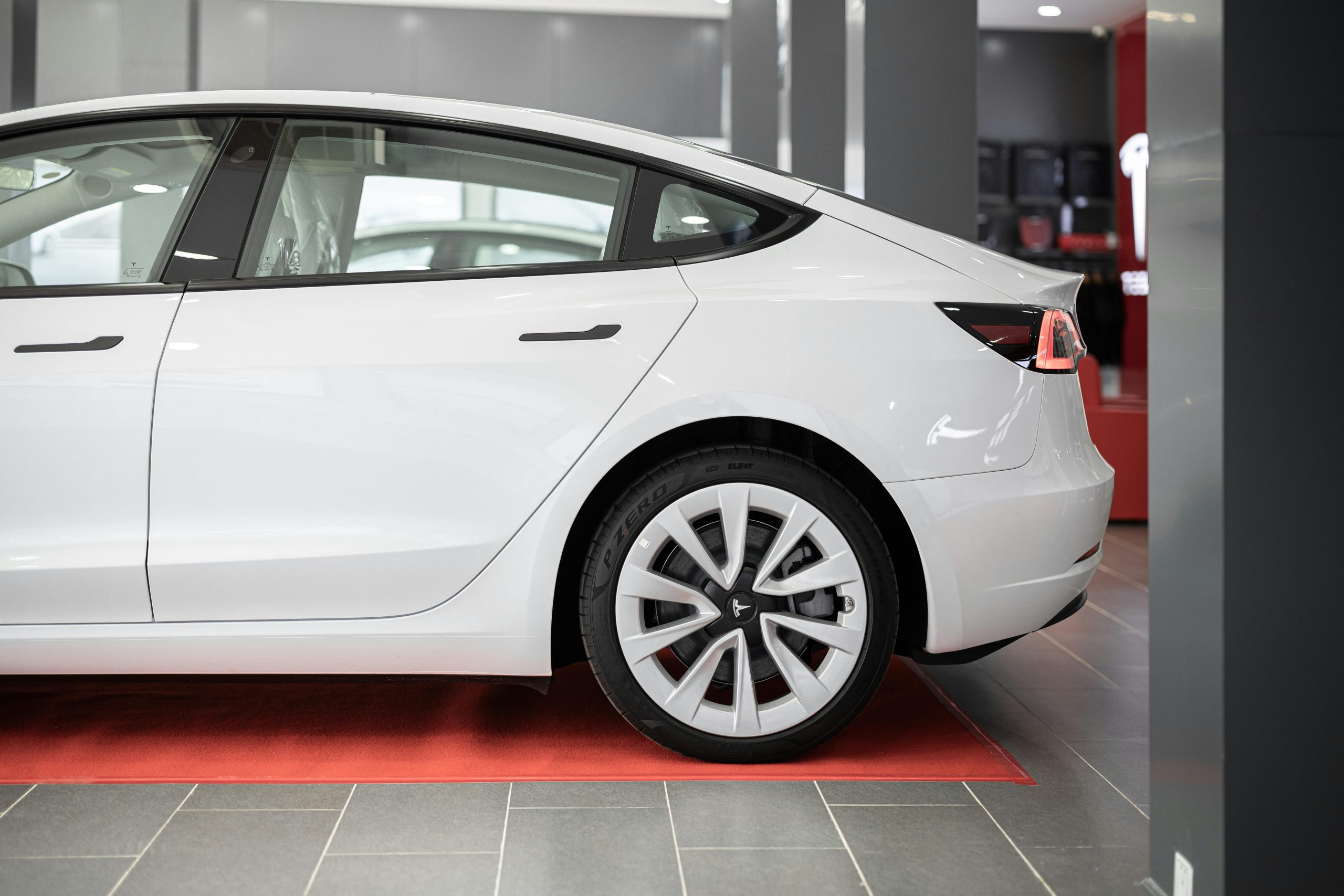 Emerging EV Startups Challenging Established Automotive Giants Globally