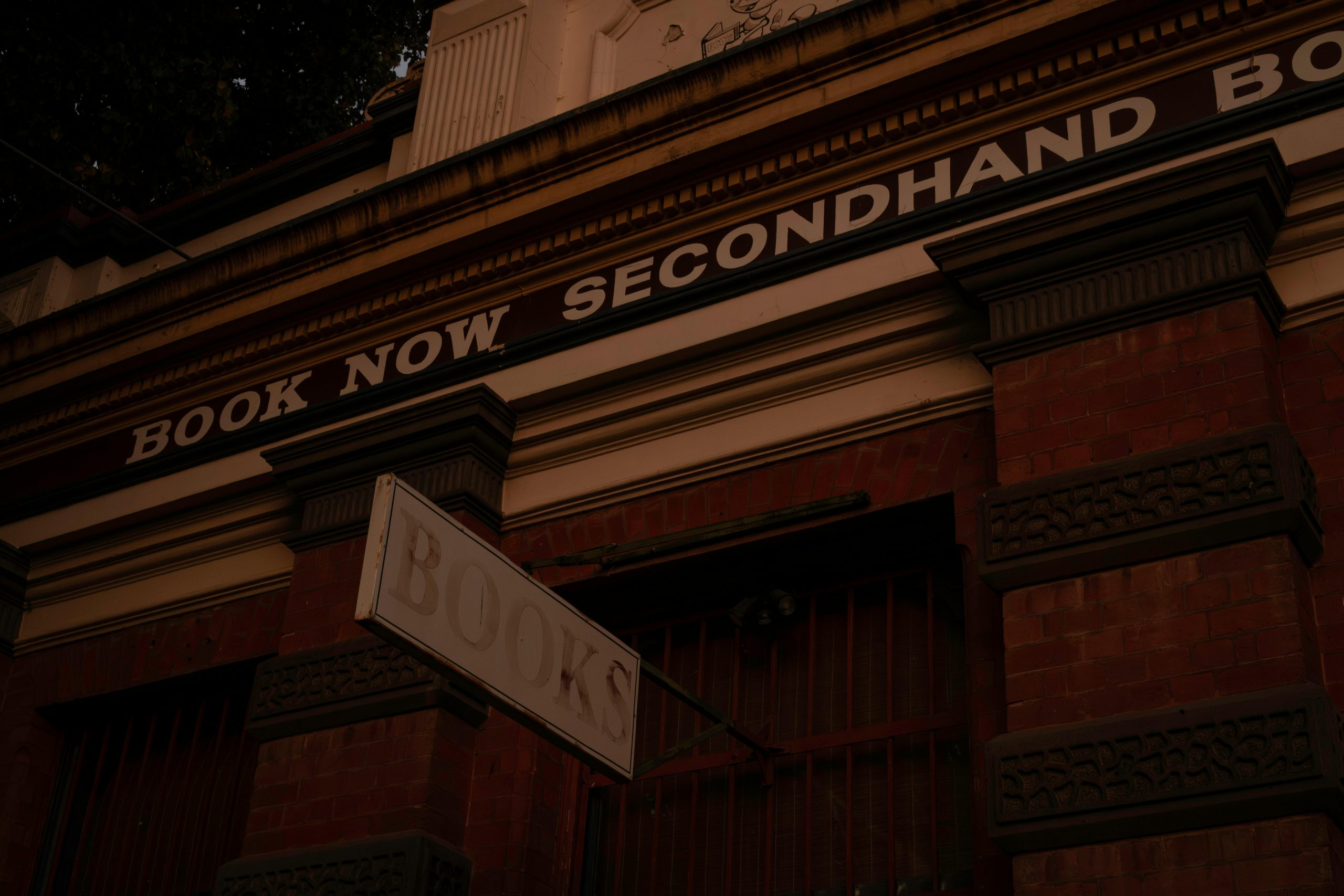 The Growth of Secondhand Shopping Among Younger Generations