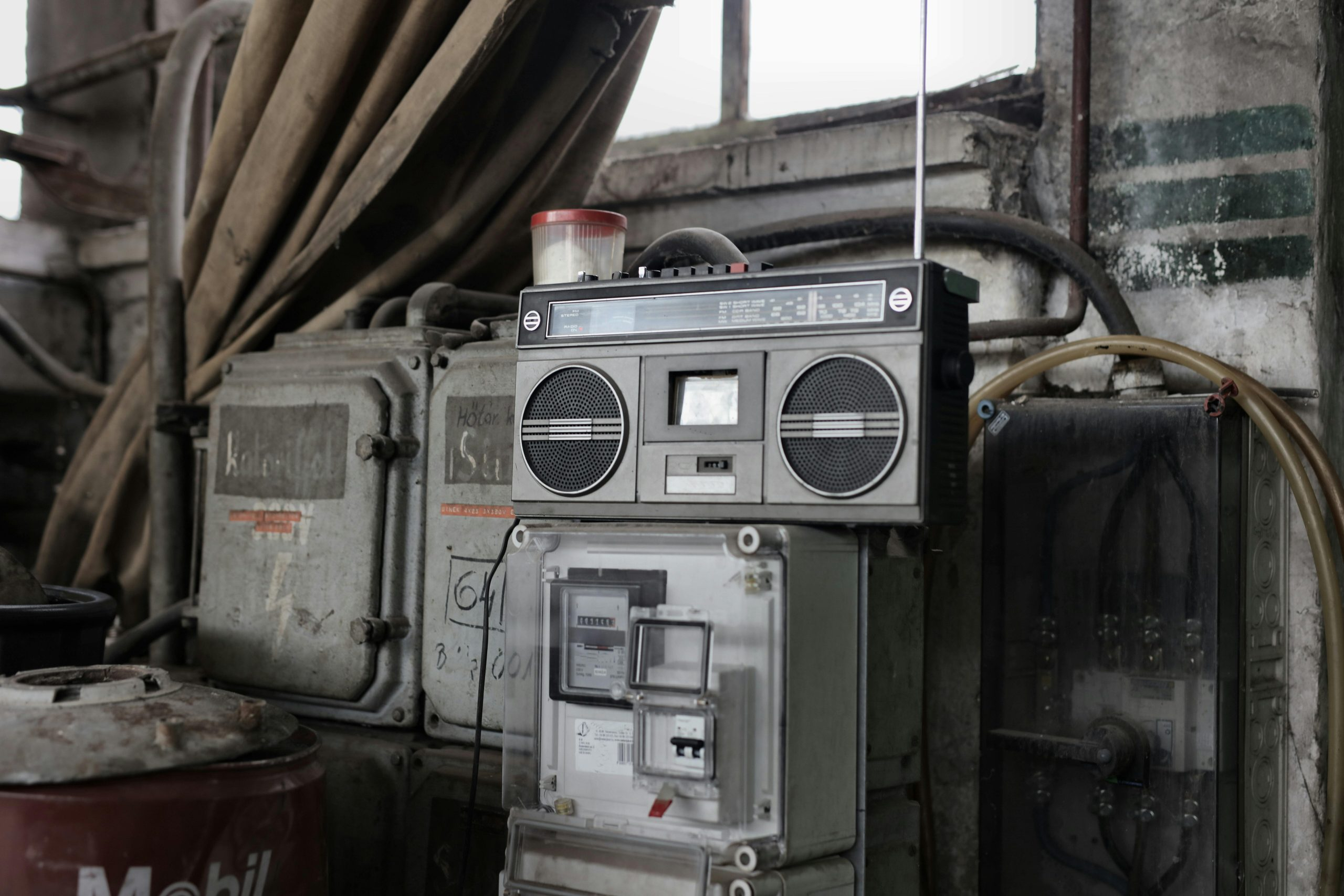 Retro-Inspired Gadgets Combining Nostalgia With New Technology