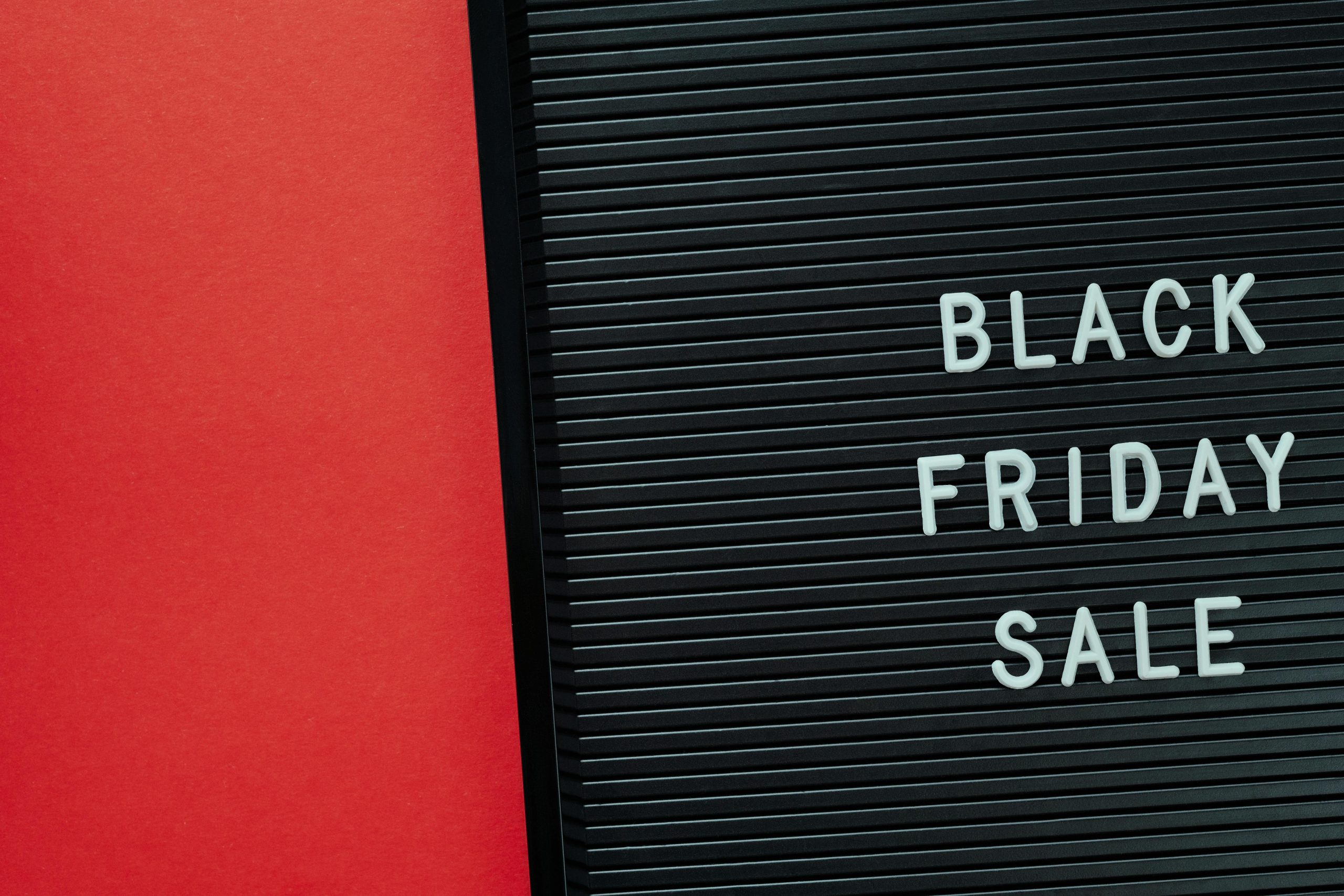 Luxury Shopping Markets Thriving Despite Economic Uncertainty