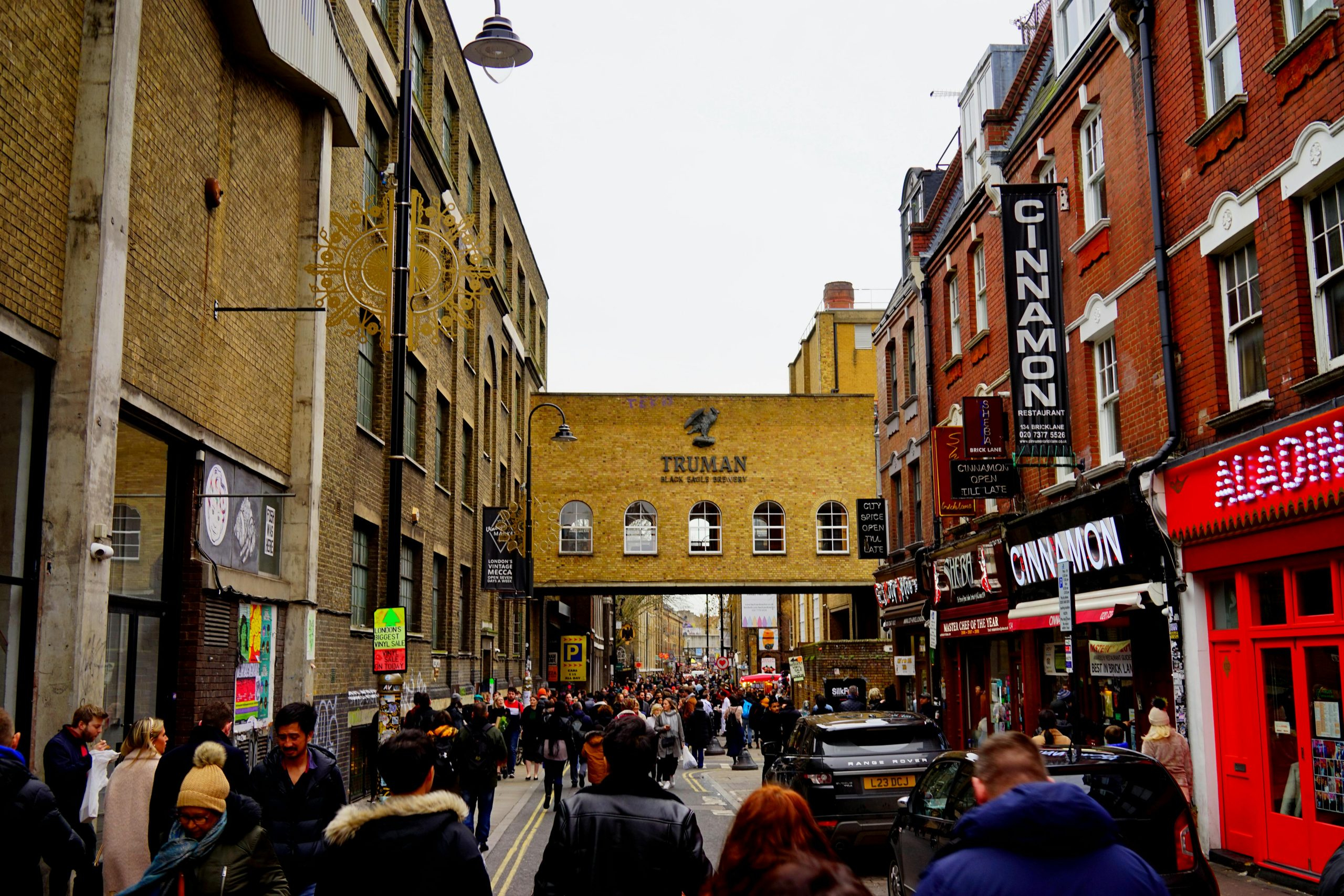 How Artificial Scarcity Creates Buzz in Shopping Markets