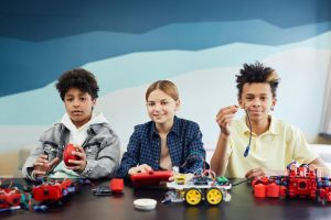 Reimagining School Libraries As Hubs for Innovation