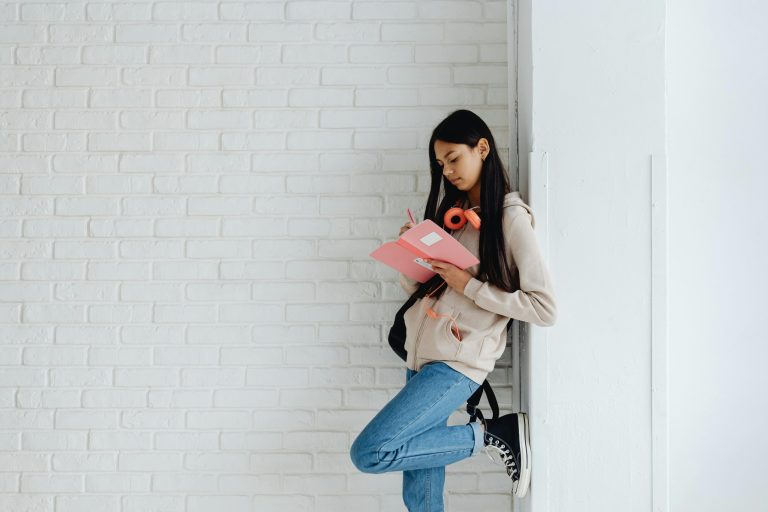 How Interdisciplinary Learning Shapes Student Creative Thinking