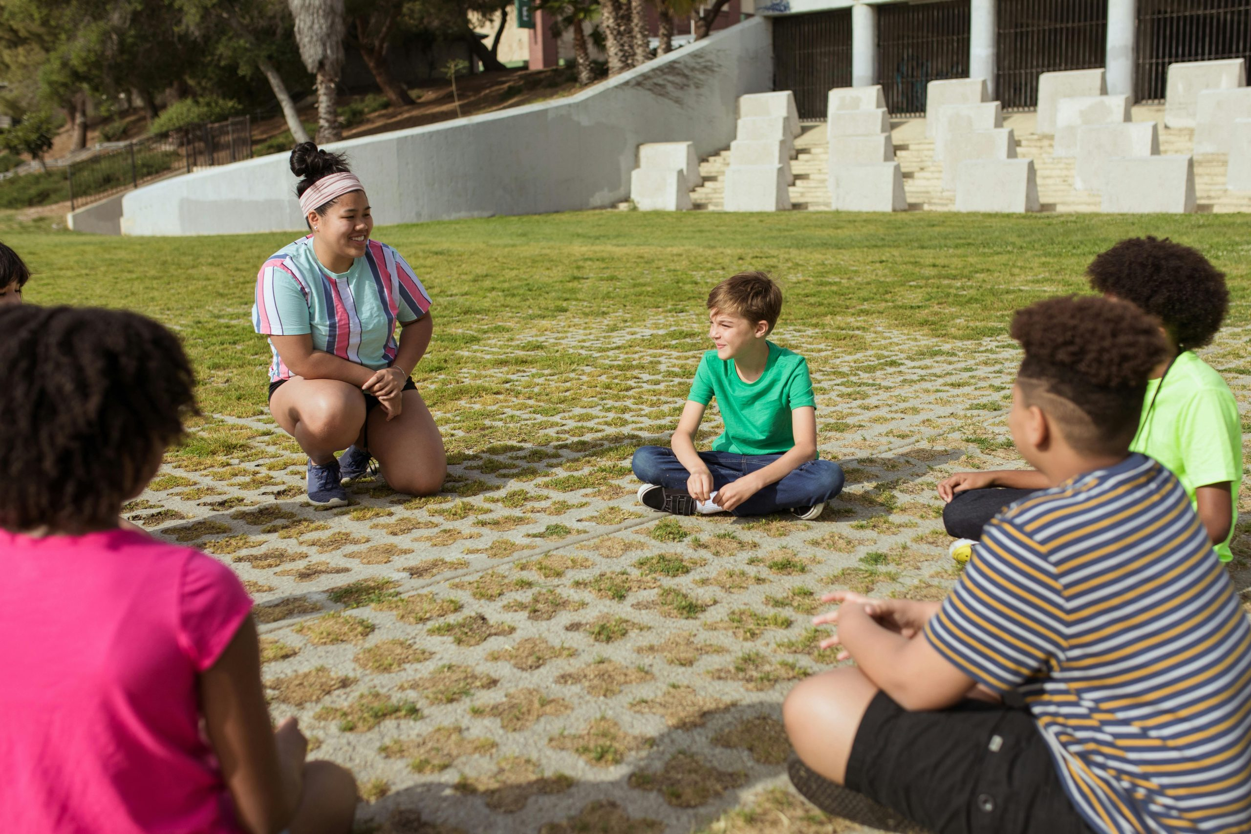 How to Build a Strong and Supportive Social Circle
