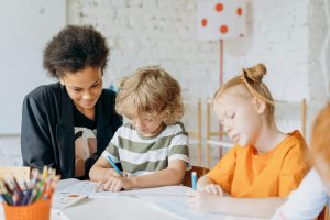 Peer-to-Peer Mentoring Programs Supporting Student Academic Growth