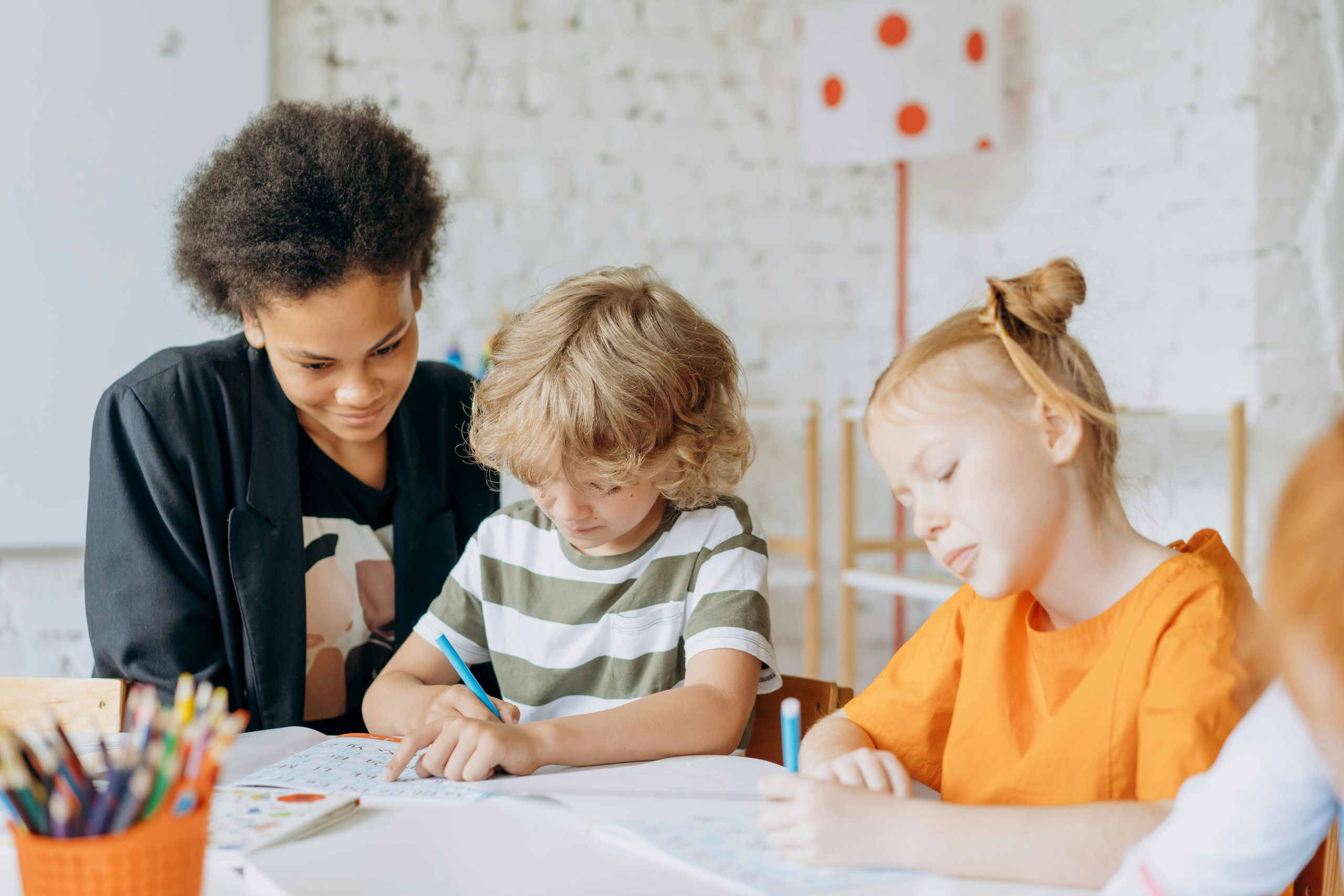 Peer-to-Peer Mentoring Programs Supporting Student Academic Growth